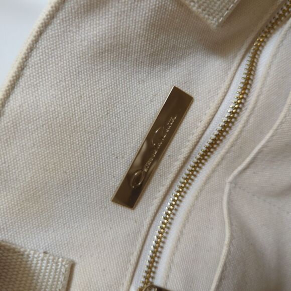 Oscar de la Renta Tote Bag Purse Neiman Marcus Target Floral Lace Canvas Flaw - Picture 10 of 16